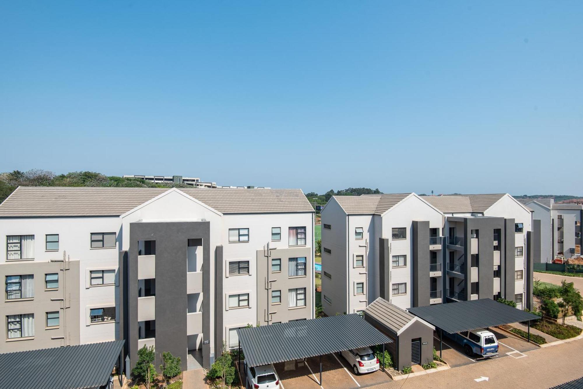 Village Luxury
